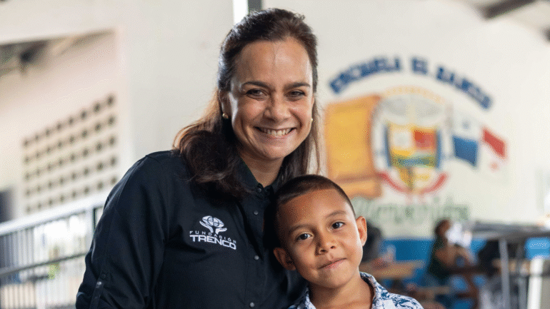 Elian y la esperanza por la educación que no se rinde