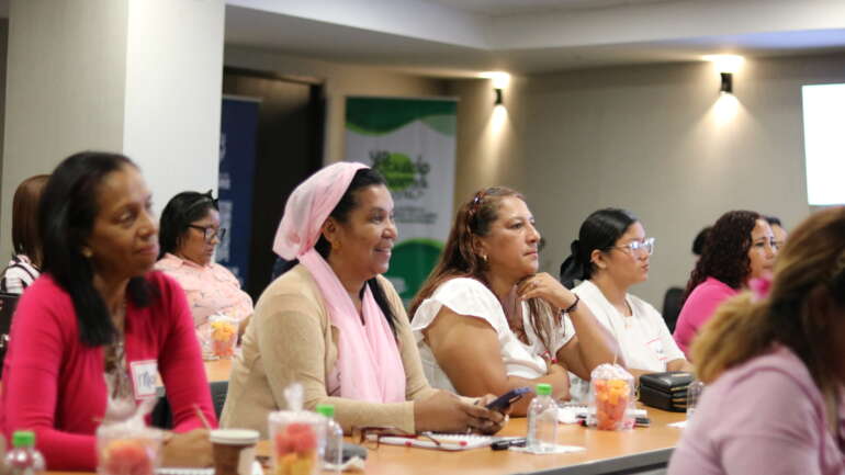 Exitoso encuentro: Mujeres que lideran el cambio, comunidades que progresan